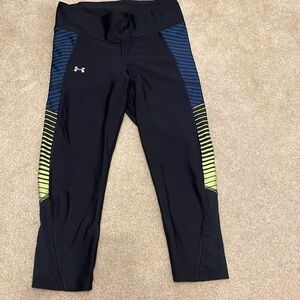 Women’s Under Armour tights  size M